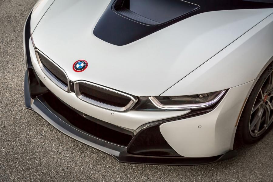 Детали экстерьера BMW i8 by Vorsteiner (V-FF 103) 2016 года  (фото 26 из 32)